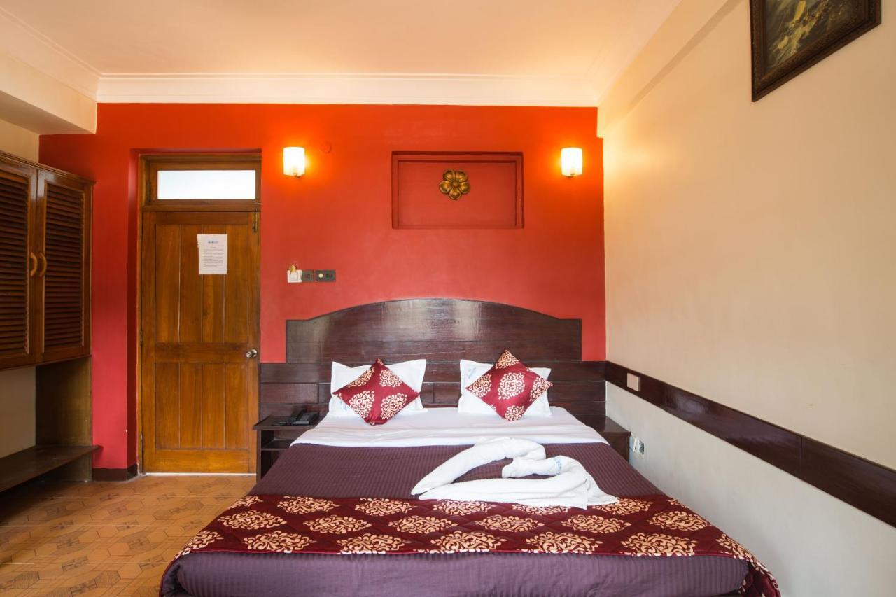 Swimsea Beach Resort, A Beach Property Panaji Exterior photo